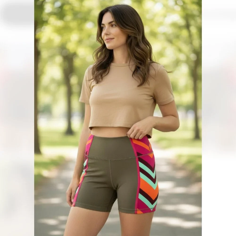 NWOT Free People Movement Chevron Side Stripe Biker Short Stretch Small
